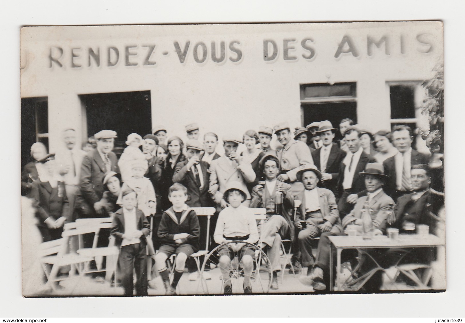 Rendez-vous Des Amis.Carte Photo Non Située. - Cafés