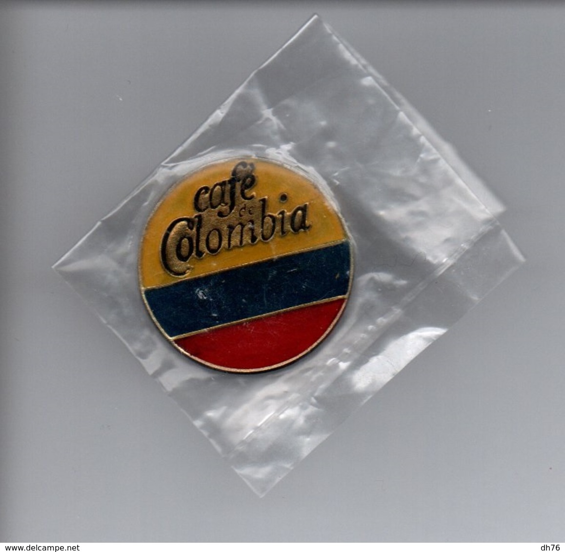 Vend Pin's " Café De Colombia " Avec Fermoire (recto Voir Scan) - Beverages