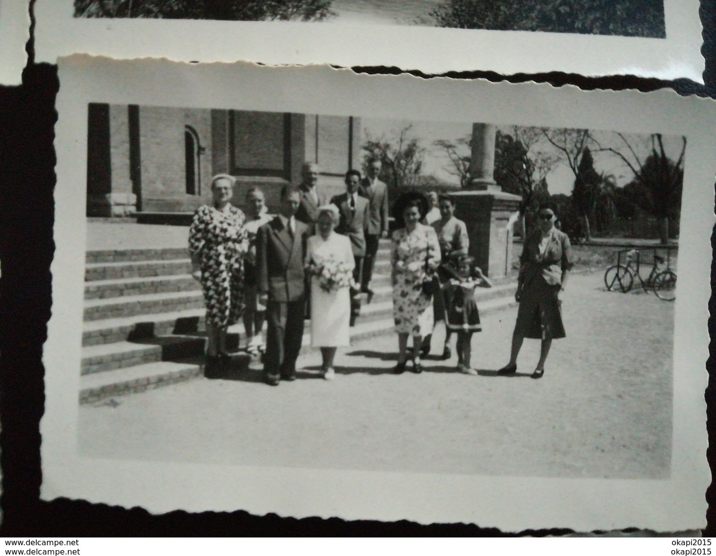 Lot de 80  PHOTOS  DE  PETITS FORMATS MALADE DANS LE JARDIN  TOURNAI HAINAUT BELGIQUE CHUTES D EAU  BUNGALOWS CONGO ?