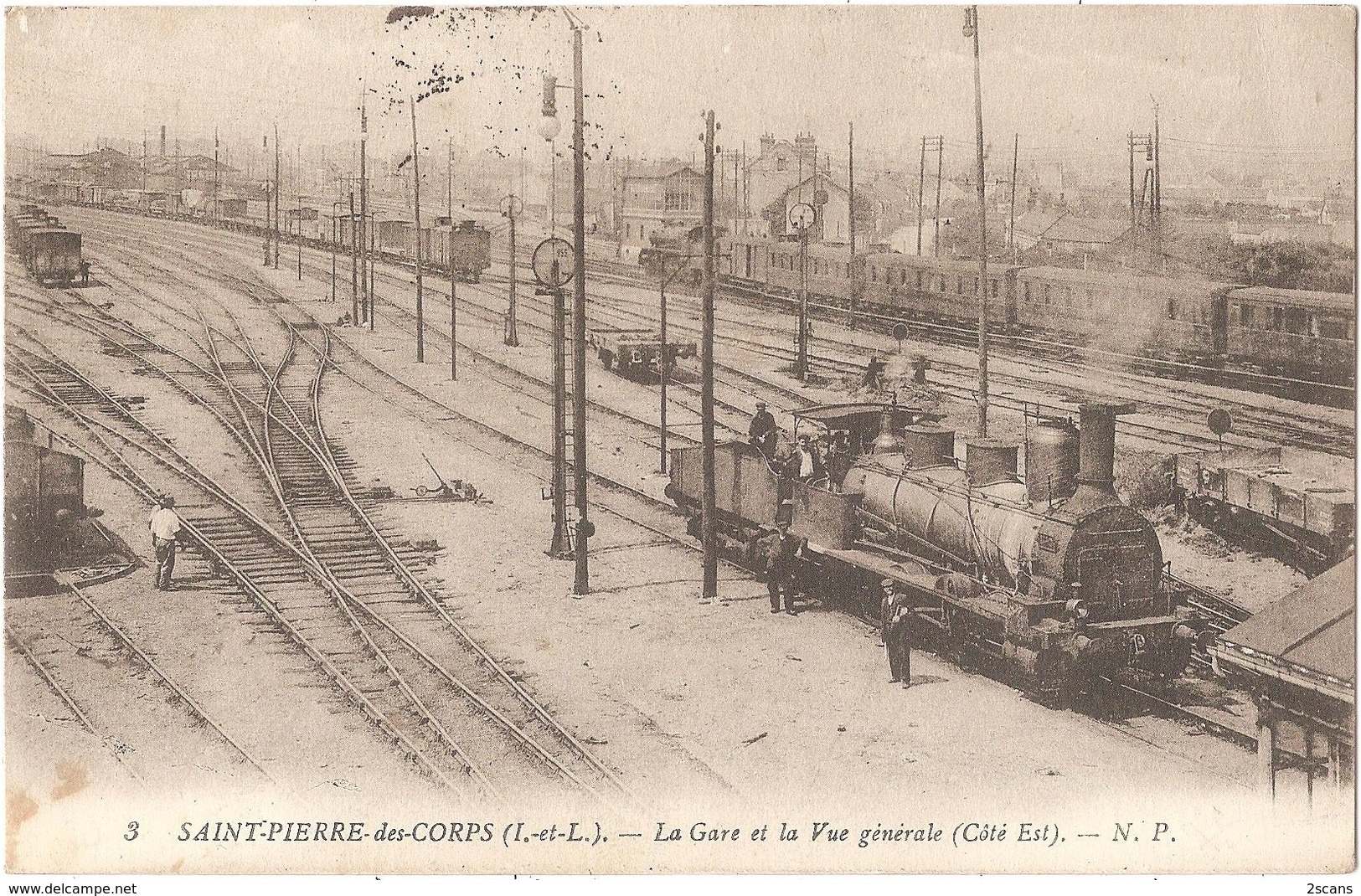 Dépt 37 - SAINT-PIERRE-DES-CORPS - La Gare Et La Vue Générale (Côté Est) - N. P. N° 3 (cachet De Gare Au Verso) - Train - Autres & Non Classés