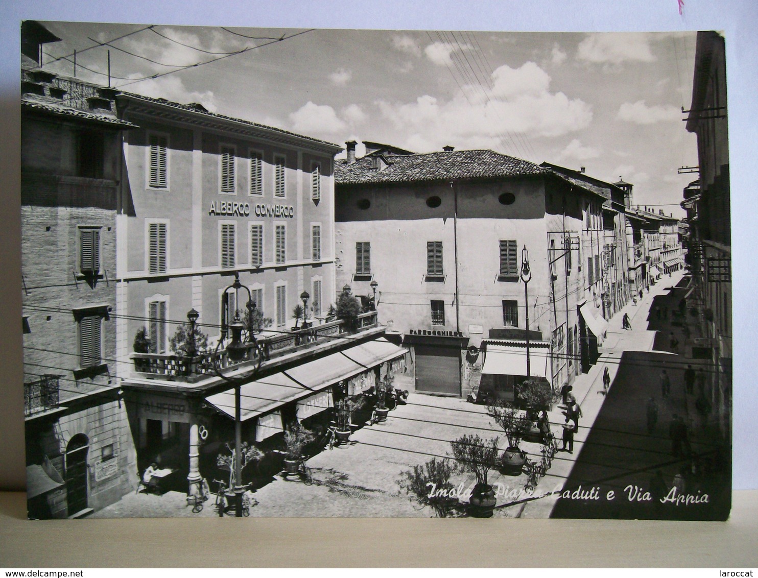 1953 - Imola - Piazza Caduti E Via Appia - Albergo Commercio - Negozio Calzature - Animata - Cartolina Storica Originale - Imola