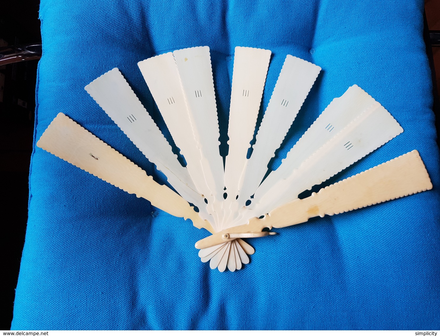 Antique female ivory hand fan 19th century