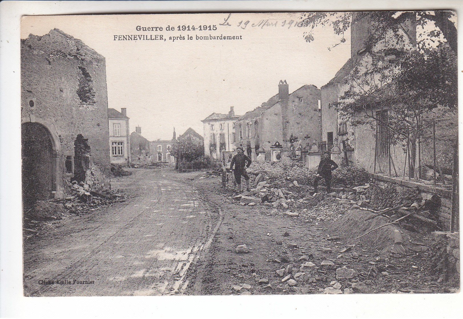 Sp- 54 - FENNEVILLER - Apres Le Bombardement - Militaire - Bicyclette - Ruines - Guerre 14 18 - Autres & Non Classés