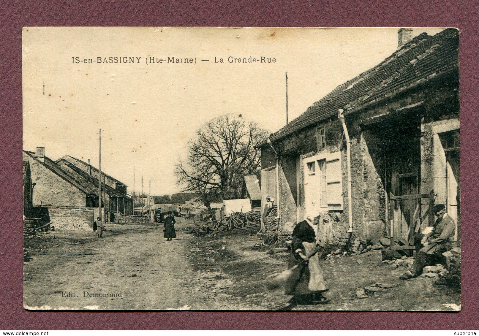 IS-EN-BASSIGNY (52) : " LA GRANDE RUE " - Autres & Non Classés