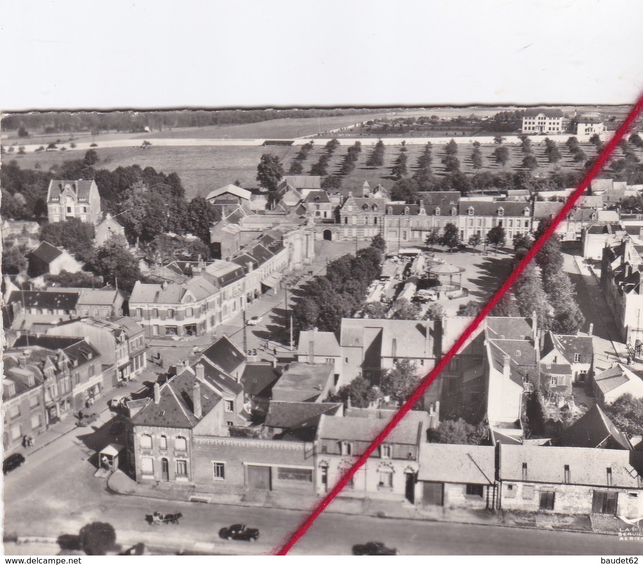 CP 80 -  CORBIE   - Vue Aérienne  Sur Le Quartier Du Centre - Corbie