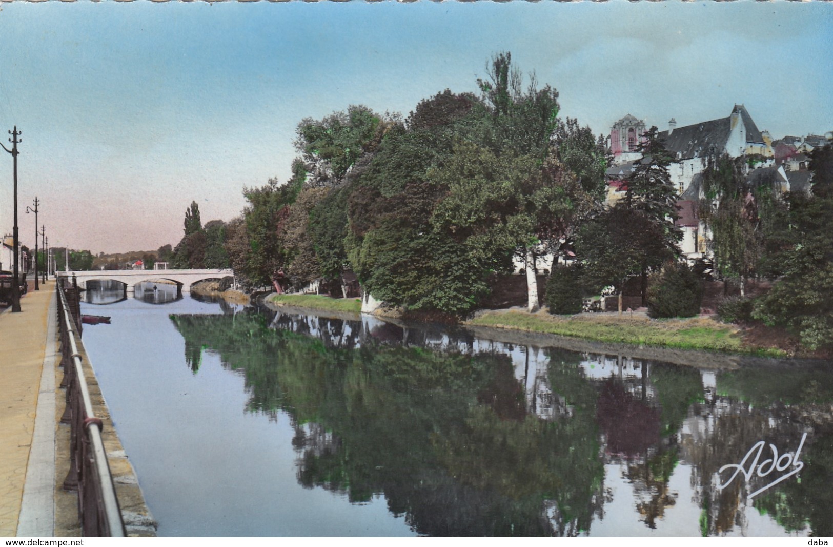 Le Mans.  La Sarthe Et Les Quais - Le Mans