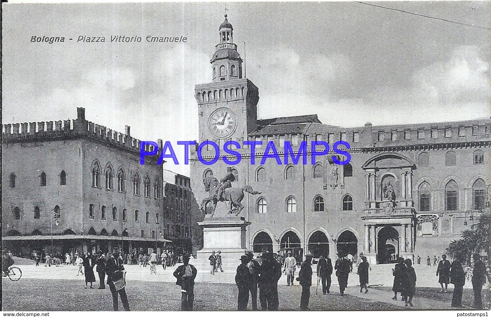 100968 ITALY BOLOGNA EMILIA ROMAÑA SQUARE VITTORIO EMANUELE POSTAL POSTCARD - Altri & Non Classificati