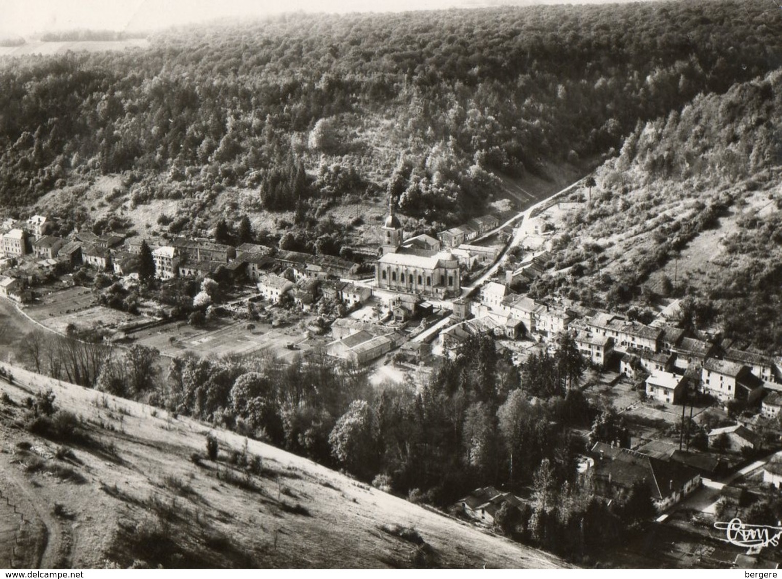 52. CPSM. CHEVILLON.  Vue Panoramique Aérienne. - Chevillon