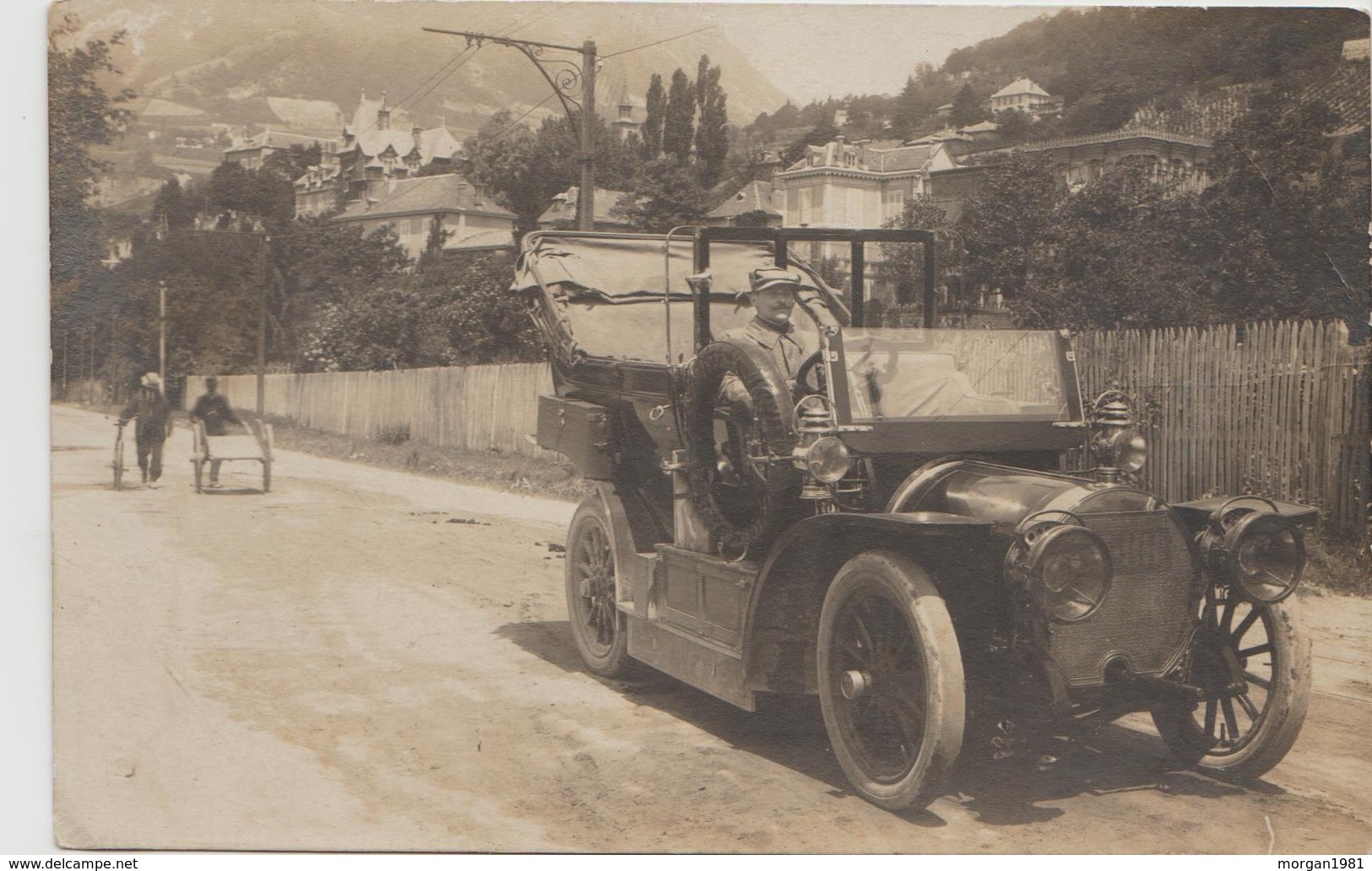 AUTOMOBILE   CPA CARTE PHOTO       A IDENTIFIER ET LOCALISER - Photographie