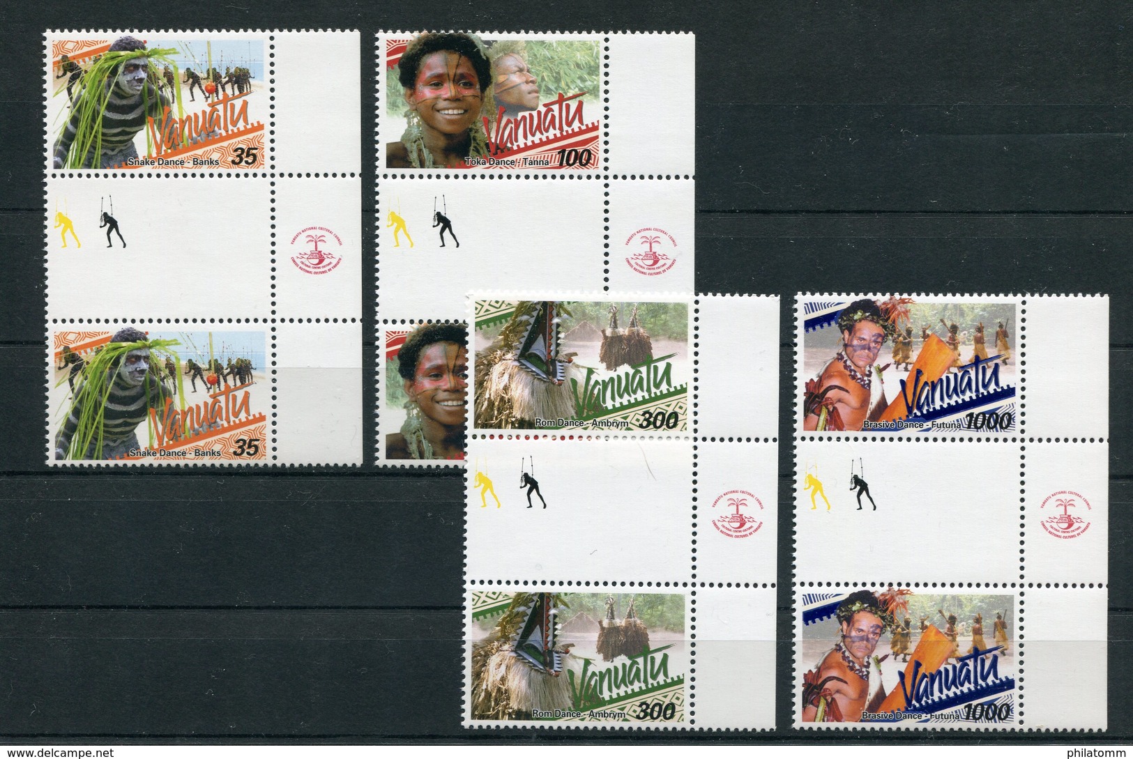 Vanuatu - Mi.Nr. 1141 / 1144 Zwischensteg / Gutter-Pair - "Traditionelle Tänze" ** / MNH (aus Dem Jahr 2001) - Vanuatu (1980-...)