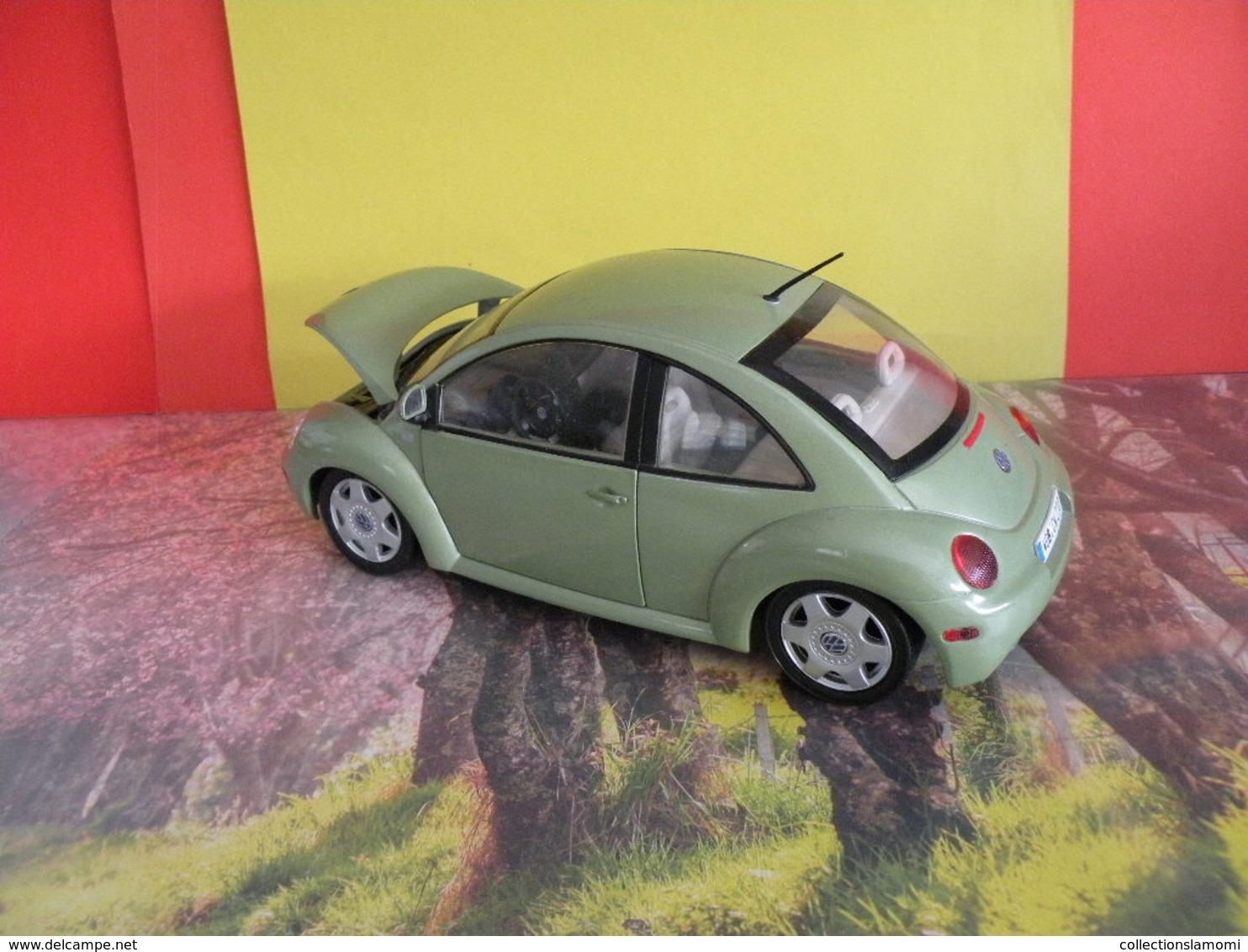 Volswagen New Beetle 1999 - Métal Neuf - 1/18 - Sans Boite - Solido - - Solido