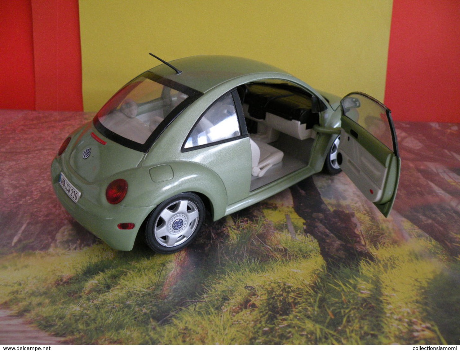 Volswagen New Beetle 1999 - Métal Neuf - 1/18 - Sans Boite - Solido -