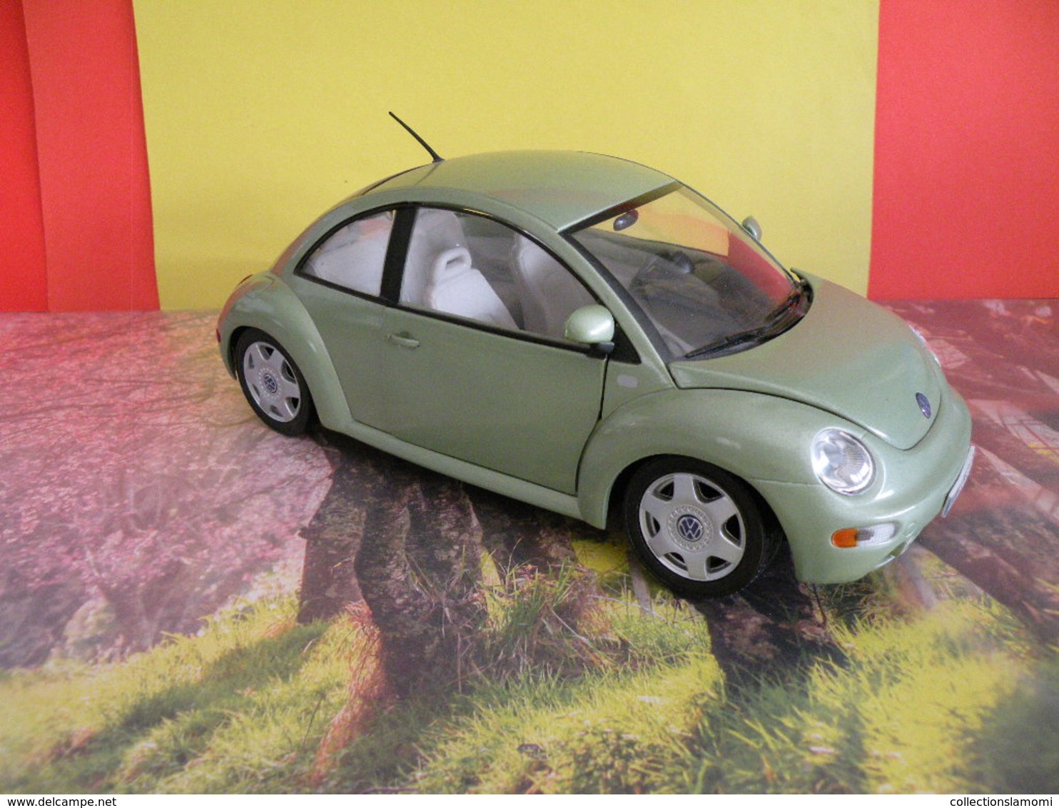 Volswagen New Beetle 1999 - Métal Neuf - 1/18 - Sans Boite - Solido -