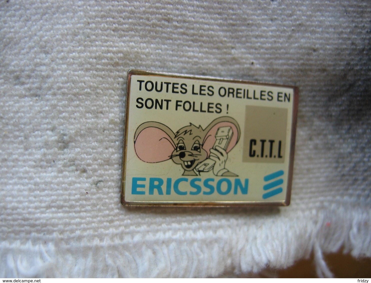 Toutes Les Oreilles Sont Folles Avec Le Téléphone ERICSSON! - France Telecom