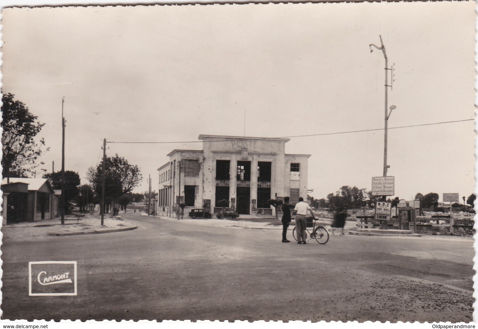 POSTCARD FRANCE - ROYAN - LA  POSTE - Royan