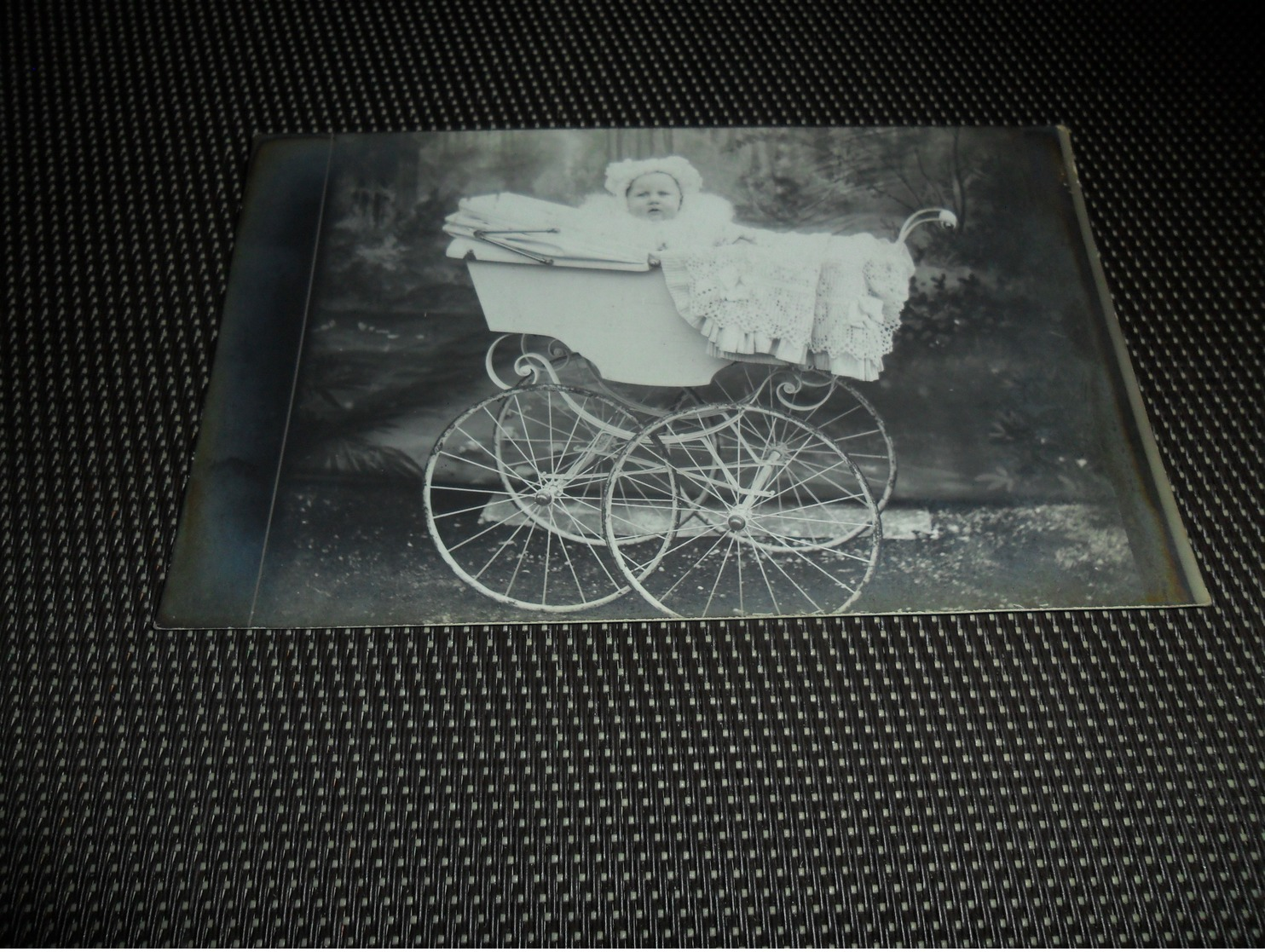 Enfant ( 2043 )  Kind  Kinderwagen  Charette D' Enfant  Carte Photo  Fotokaart - Jeux Et Jouets