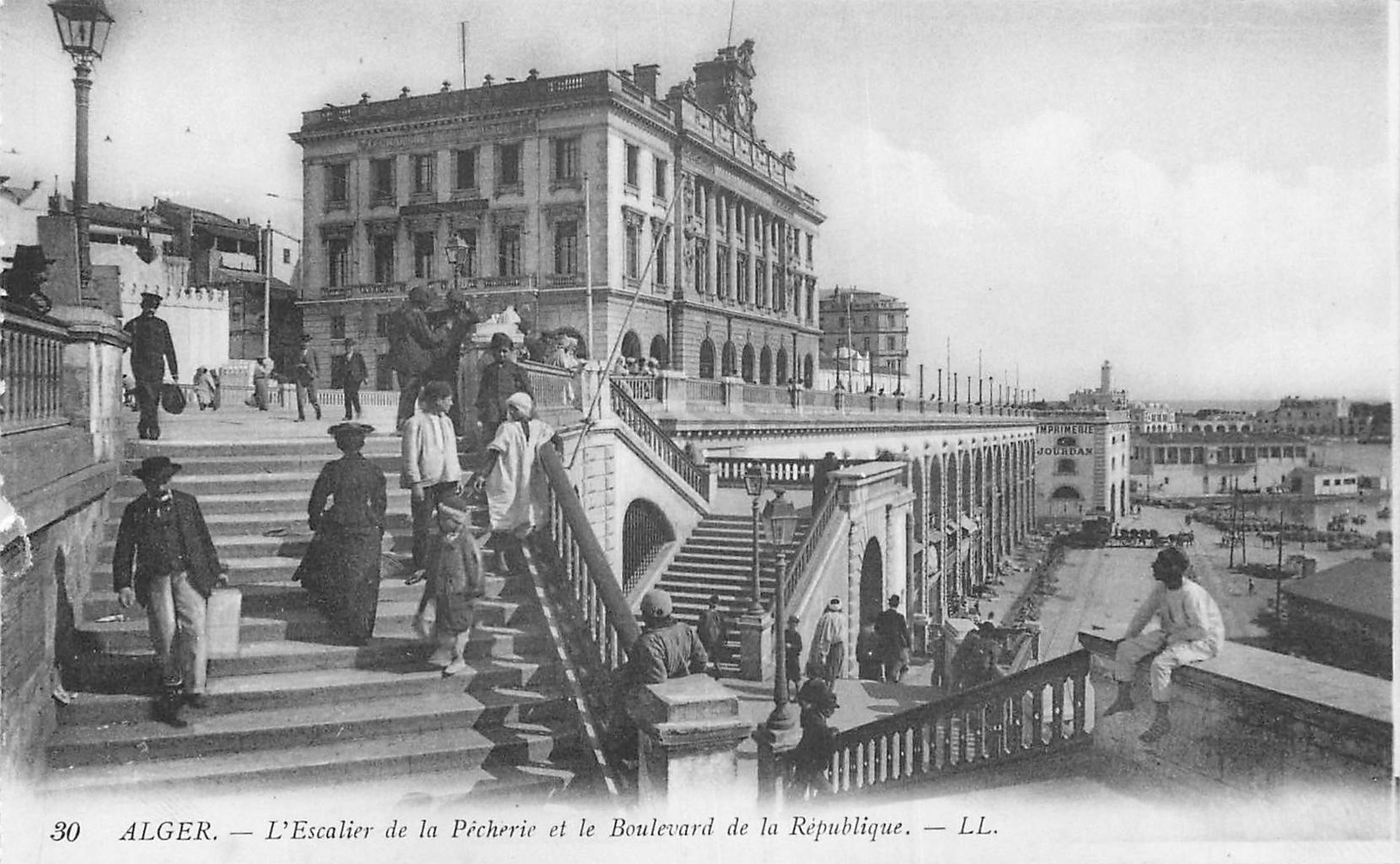 ALGERIE 146 CPA  ALGER  L'escalier De La Pecherie Et Boulevard De La République  Belle Carte - Alger