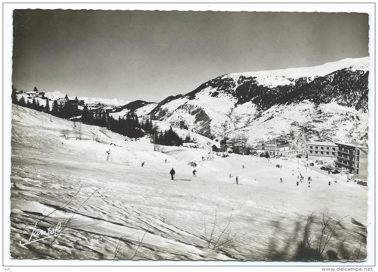 CPSM COURCHEVEL, LE DOU DU MIDI, SKIEURS, SAVOIE 73 - Courchevel