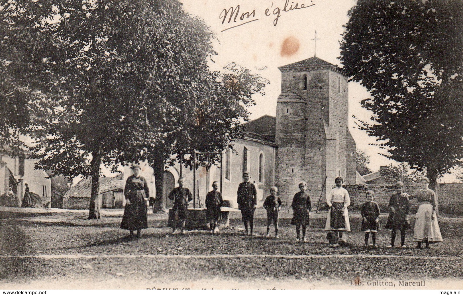 Péault : Place De L'église - Autres & Non Classés