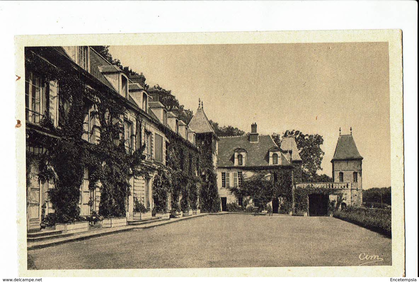 CPA Carte Postale -FRANCE -Medan - Cour Intérieur Du Château - S2650 - Medan