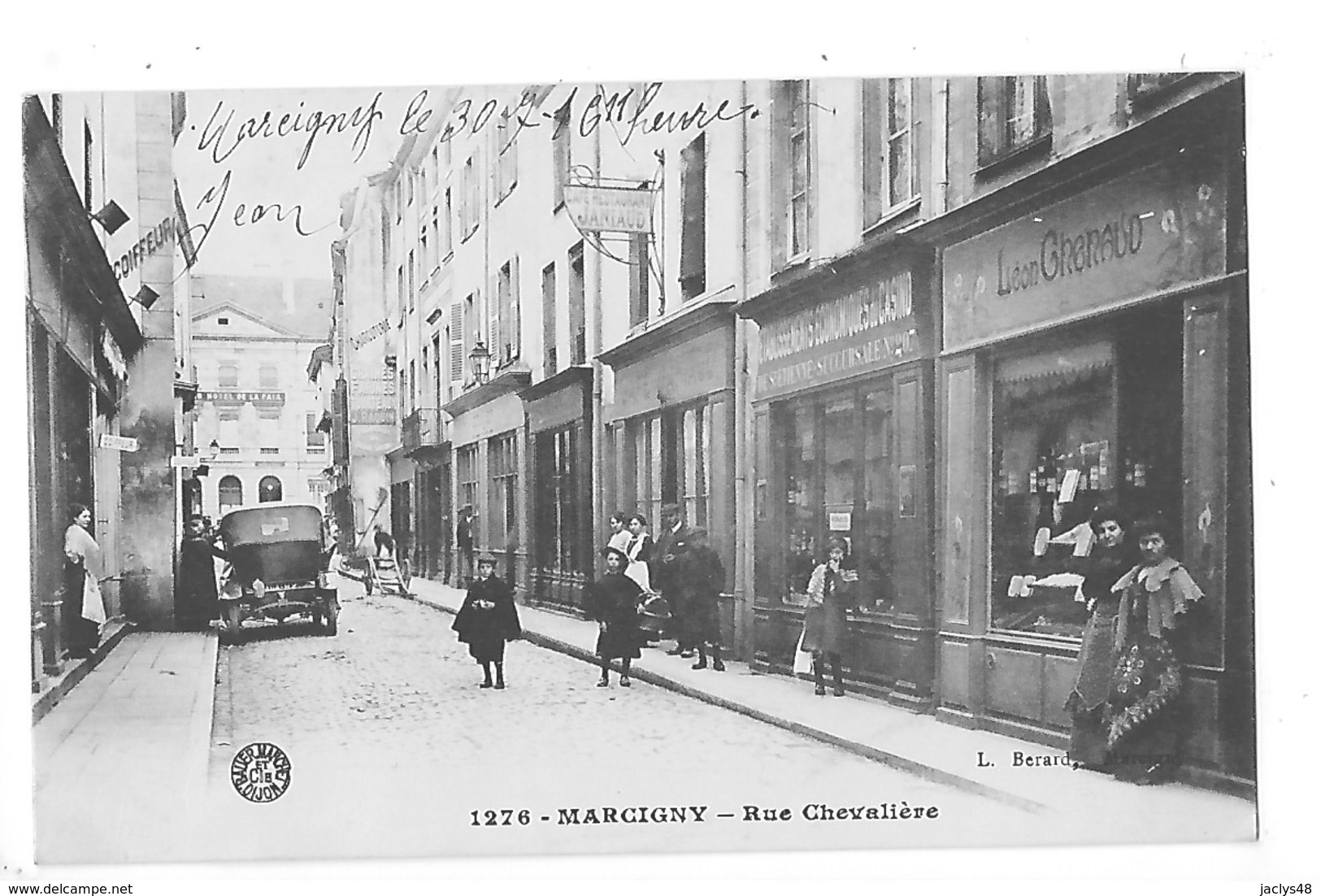 MARCIGNY   (cpa 71) Rue Chevalière, Succursale Casino N°207et Boutique Louis CHENAUD  -  L 1 - Altri & Non Classificati