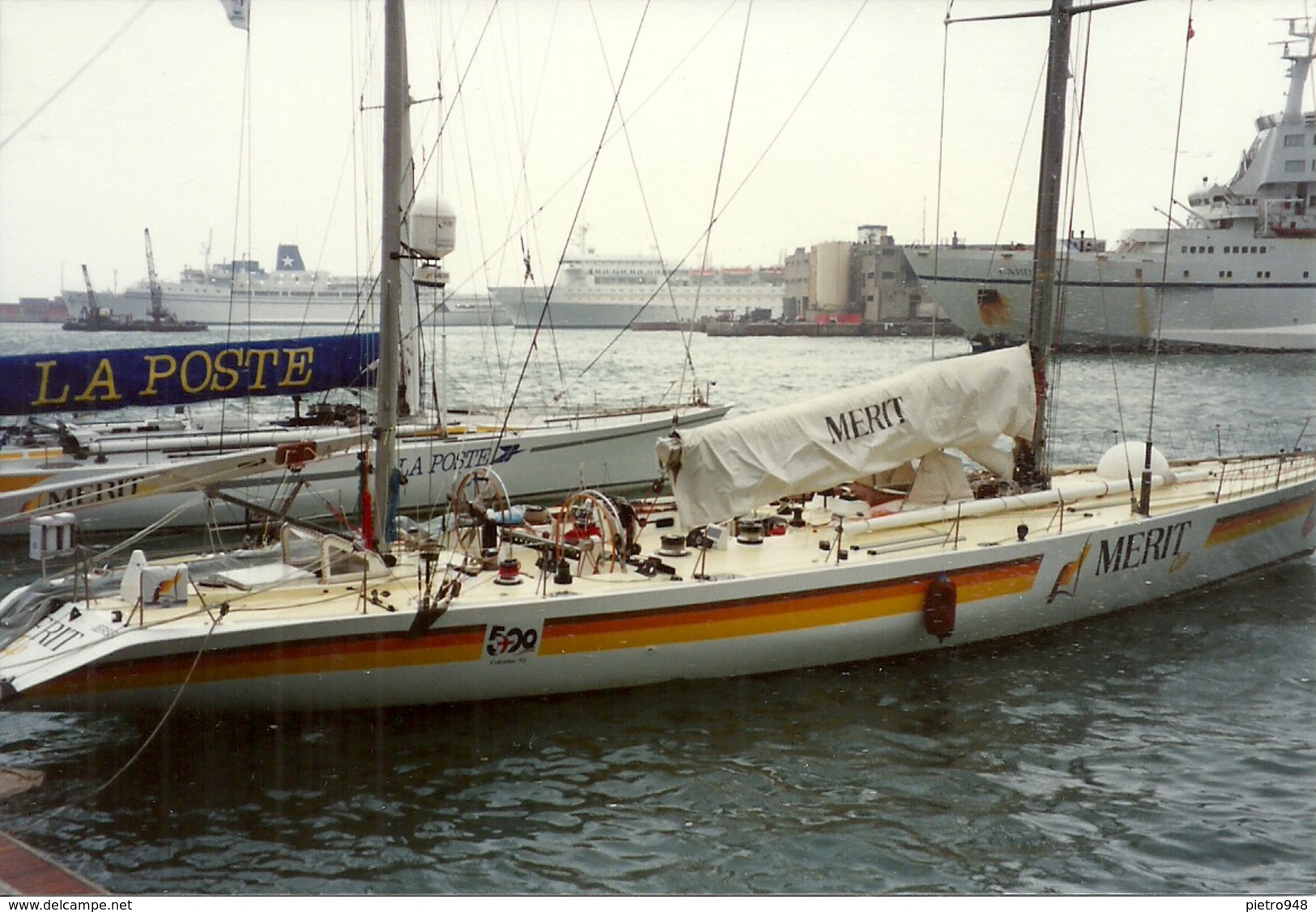 Yachts E Barche A Vela Ormeggiate Nel Porto Di Genova N. 11 Fotografie - Barche