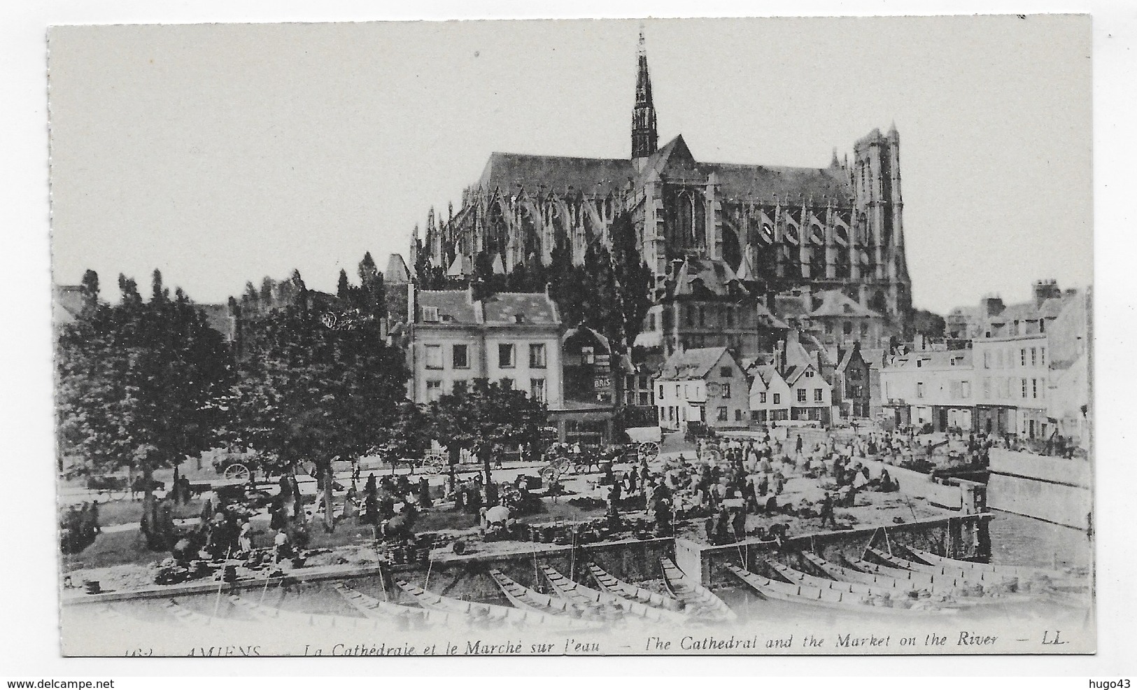 AMIENS - LA CATHEDRALE - CPA NON VOYAGEE - Amiens