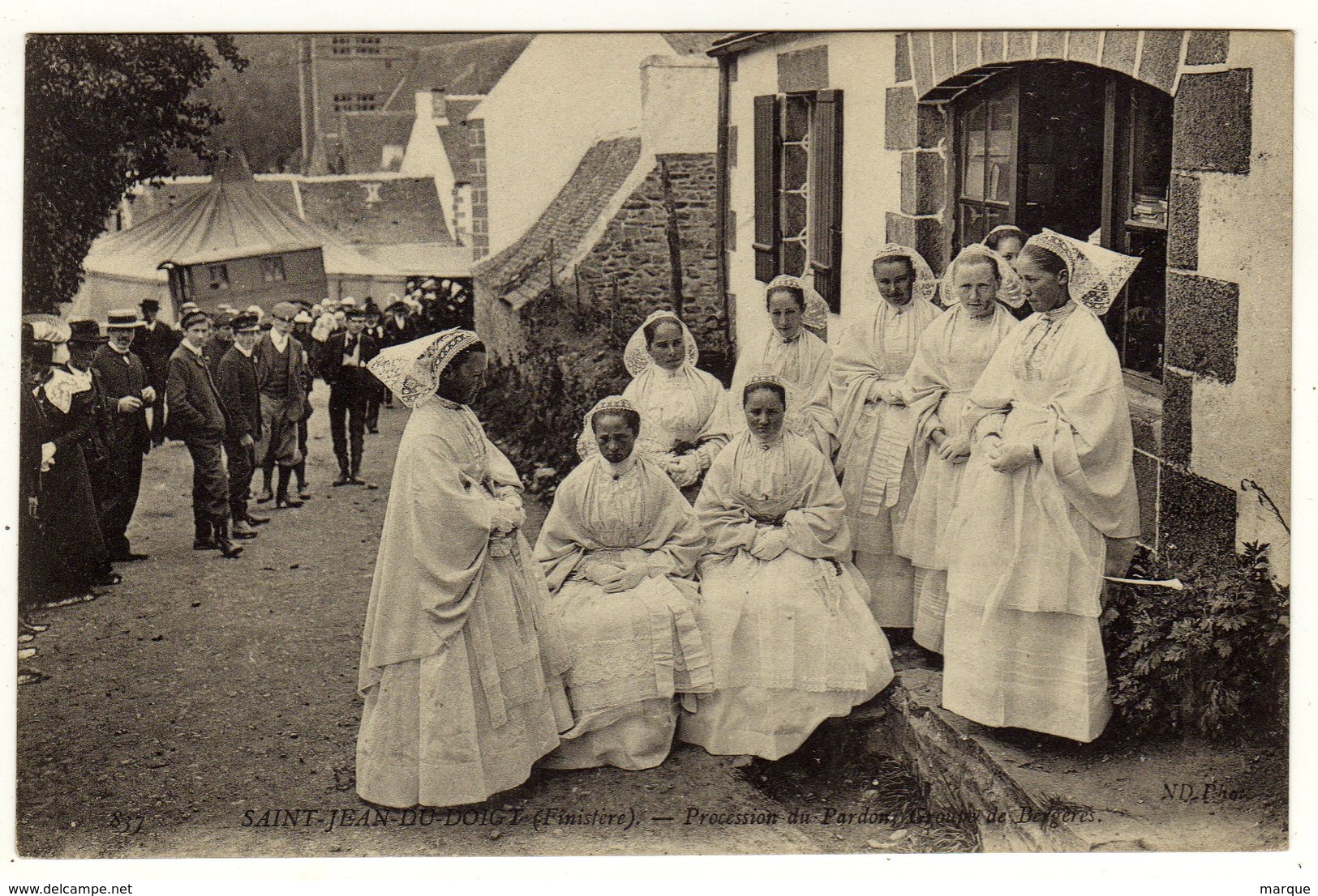 Cpa N° 837 SAINT JEAN DU DOIGT Procession Du Pardon Groupe De Bergères - Saint-Jean-du-Doigt