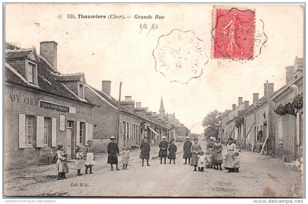 18 THAUMIERS - Grande Rue - Thaumiers