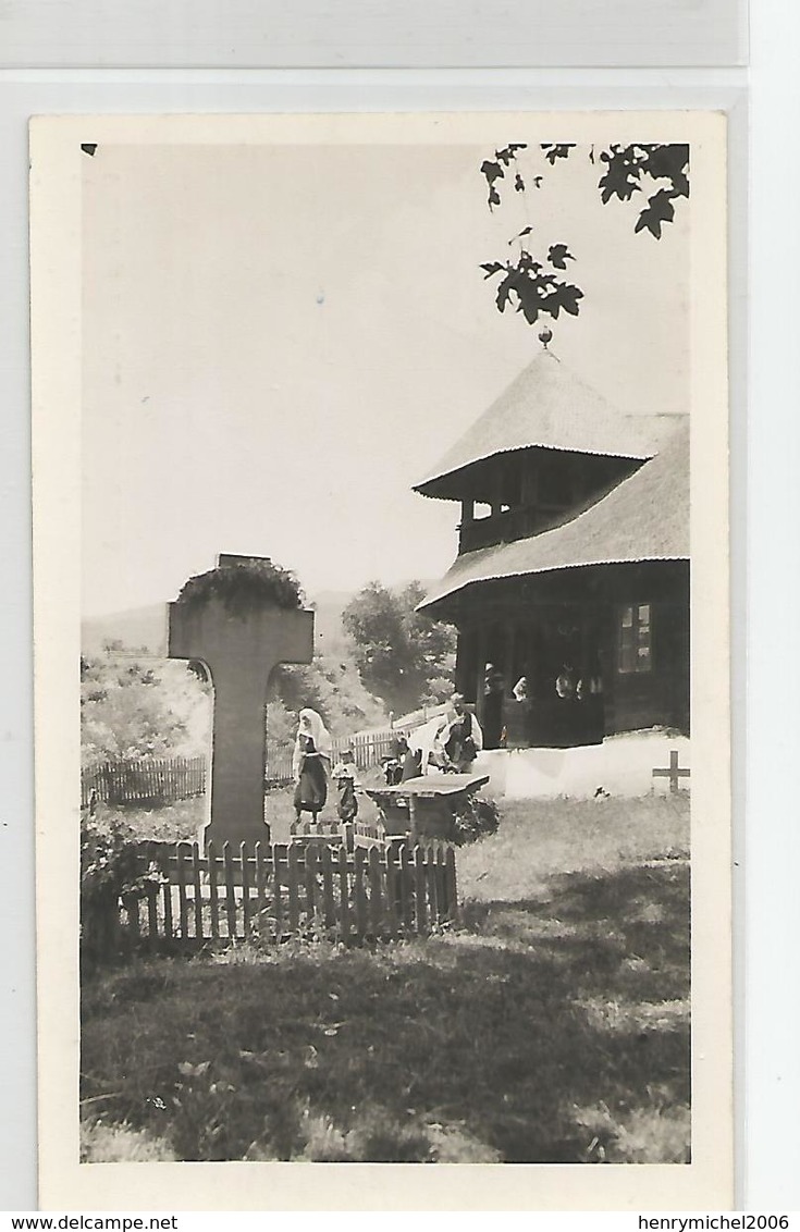 Roumanie - Romania - Muntili Vrancei Cimetière Et église Dans La Contrée De Vrancea Carte Photo - Roumanie