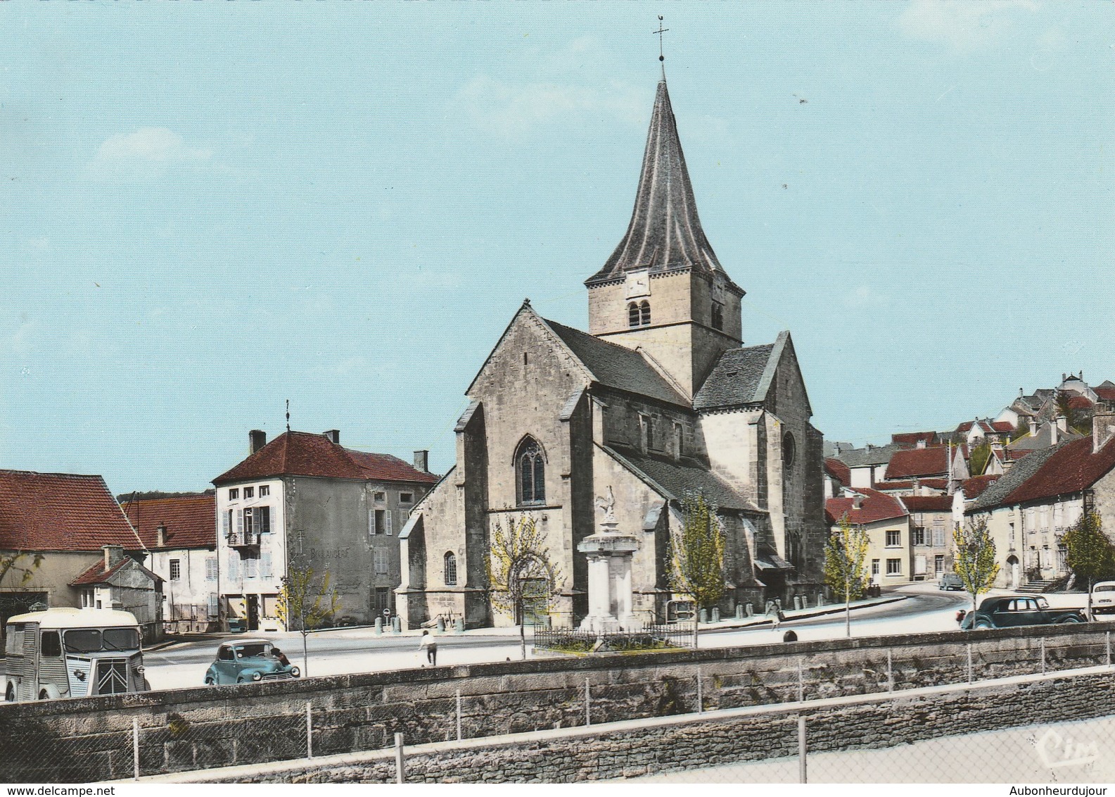 AIGNAY LE DUC Place De L'Eglise 951J - Aignay Le Duc