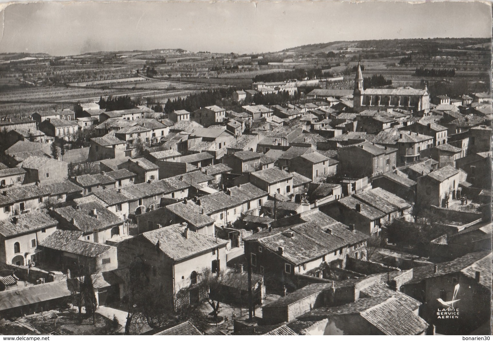 CPSM 84   MORIERES  VUE GENERALE AERIENNE - Morieres Les Avignon