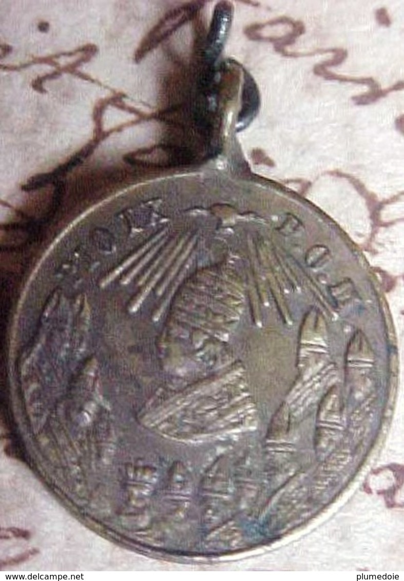 De 1869 ANCIENNE MEDAILLE RELIGIEUSE PIO IX , Pape PIE IX  ANTIQUE RELIGIOUS MEDAL - Religion & Esotérisme