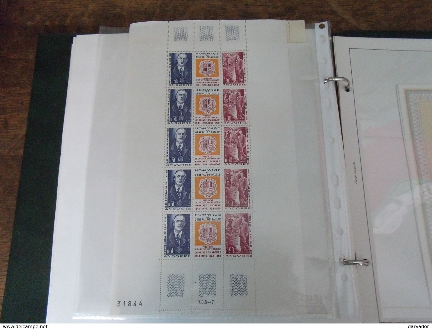 Collection / Général Charles De gaulle ; divers timbre oblitérés, enveloppes , feuille ** , et timbres neuf ** MNH TB
