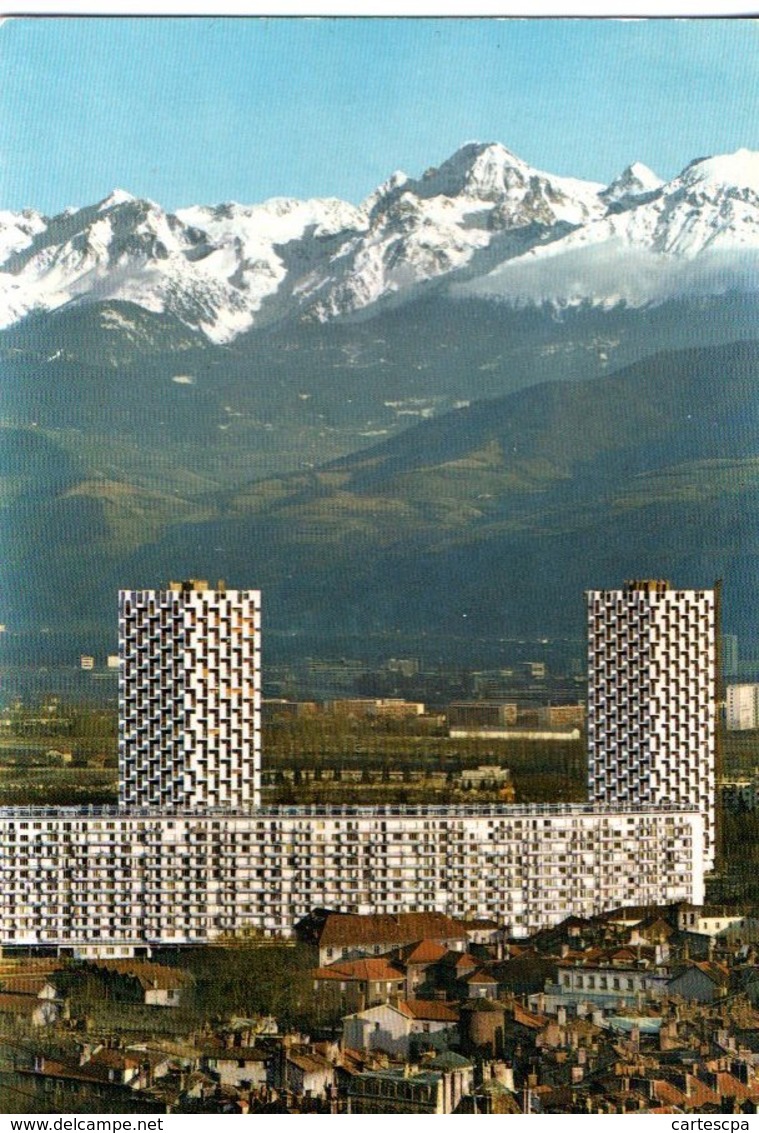 Grenoble Les Tours Et La Chaine De Belledonne 1967  CPM Ou CPSM - Grenoble