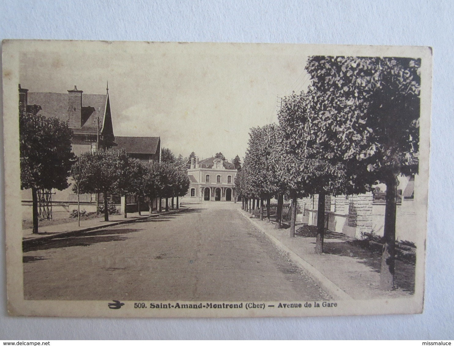 18 Cher Saint Amand Montrond Aveneue De La Gare - Saint-Amand-Montrond