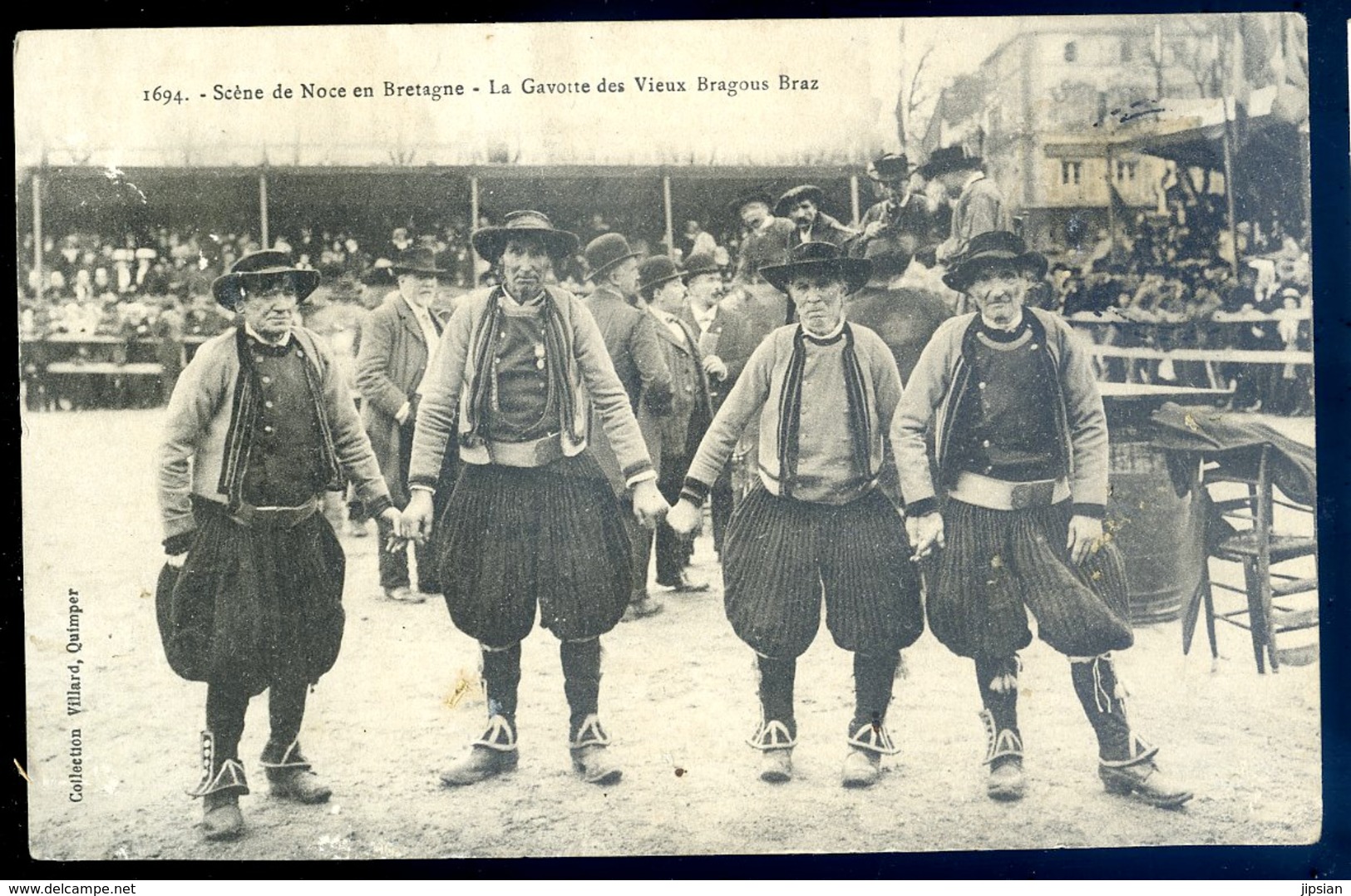 Cpa De Bretagne Scène De Noce En Bretagne -- La Gavotte Des Vieux Bragous Braz    SEPT18-26 - Bretagne