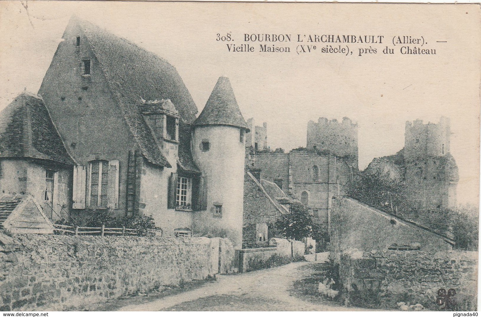 Cp , 03 , BOURBON-L'ARCHAMBAULT , Vieille Maison (XVe S.), Près Du Château - Bourbon L'Archambault