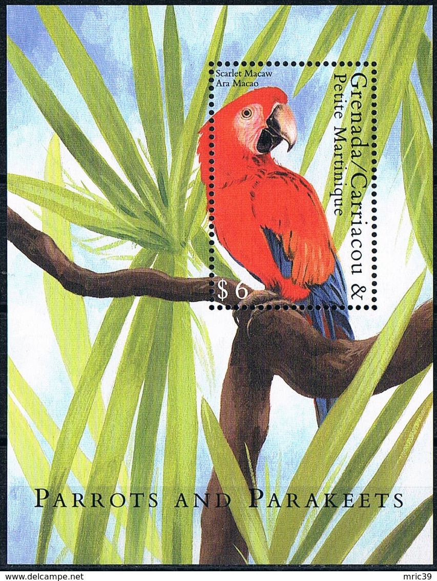 Bloc Sheet Oiseaux Perroquets Birds Parrots Neuf  MNH **  Grenada 2000 - Papagayos