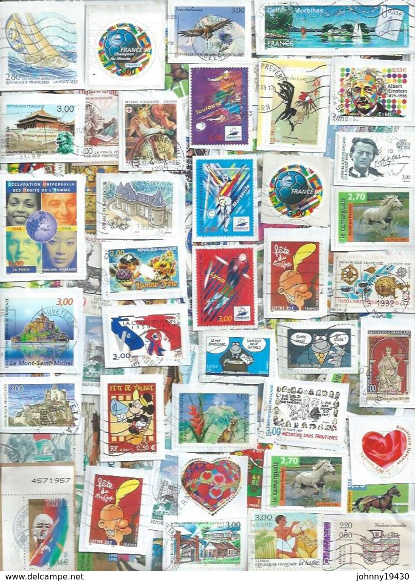 1 LOT DE 100 TIMBRES SUR FRAGMENTS DE LETTRE LOTS N° 2 ( Tous Les Timbres Ne Son Pas Visible ) - Autres & Non Classés