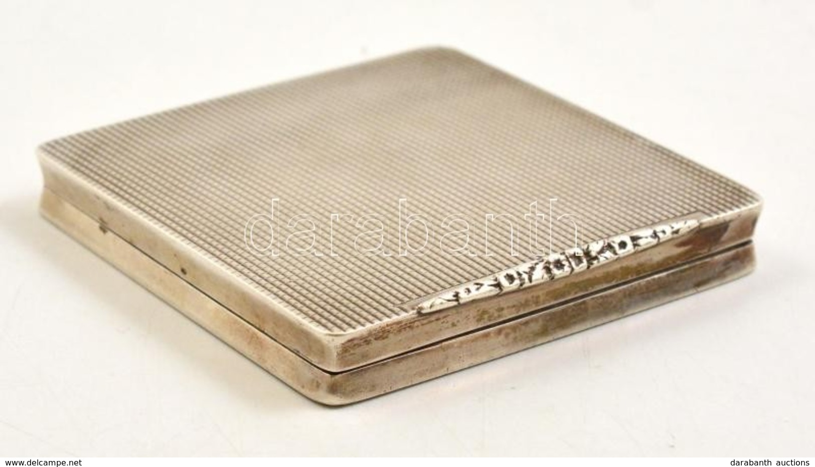 Ezüst Cigarettatárca Geometrikus Díszítéssel 100 G 8x8 Cm / Silver Cigarette Tray - Autres & Non Classés