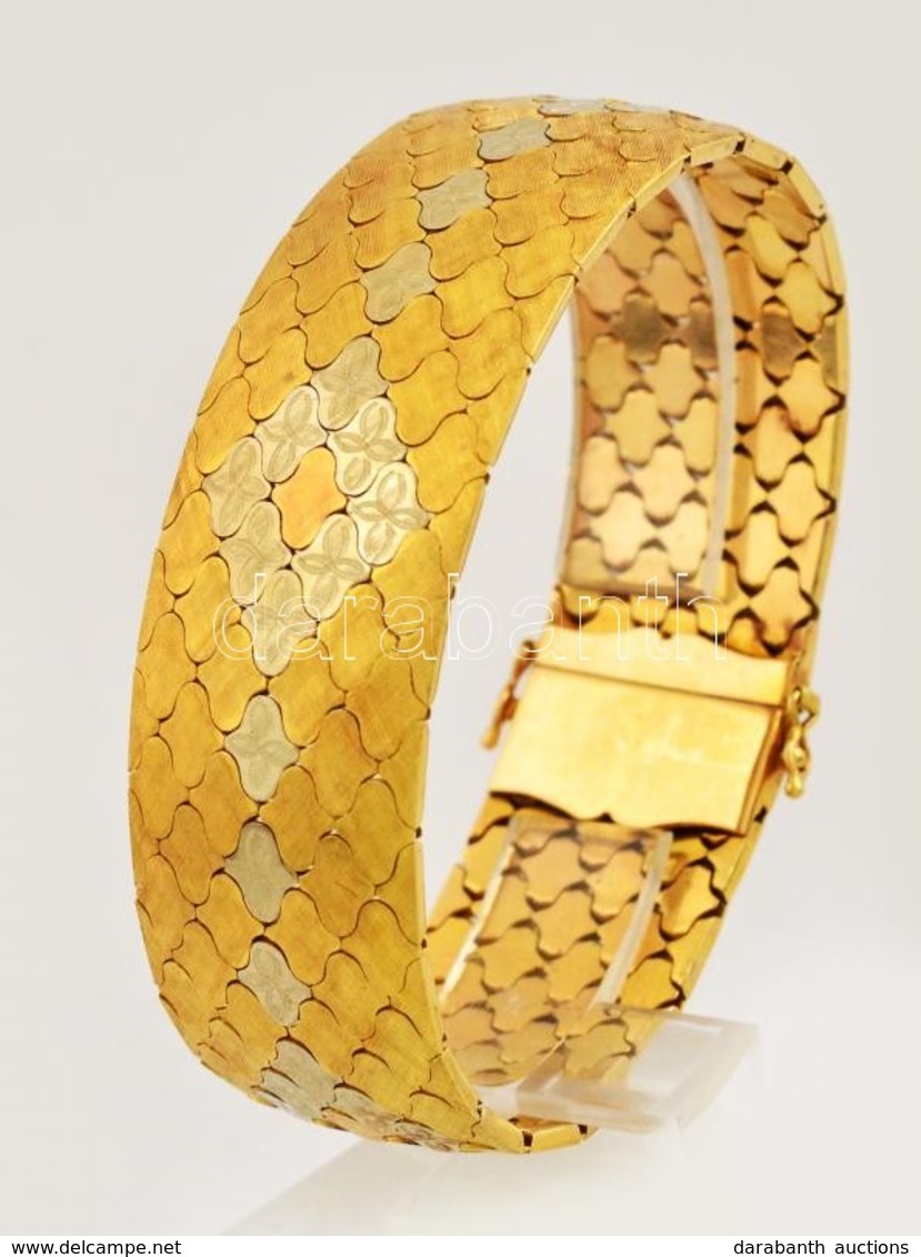 Többszínű Fehér és Sárga Arany 18K Arany Karkötő. Jelzett, Bőr Tokkal.  / 18 C Massive Gold Bracelet With Leather Case 6 - Other & Unclassified