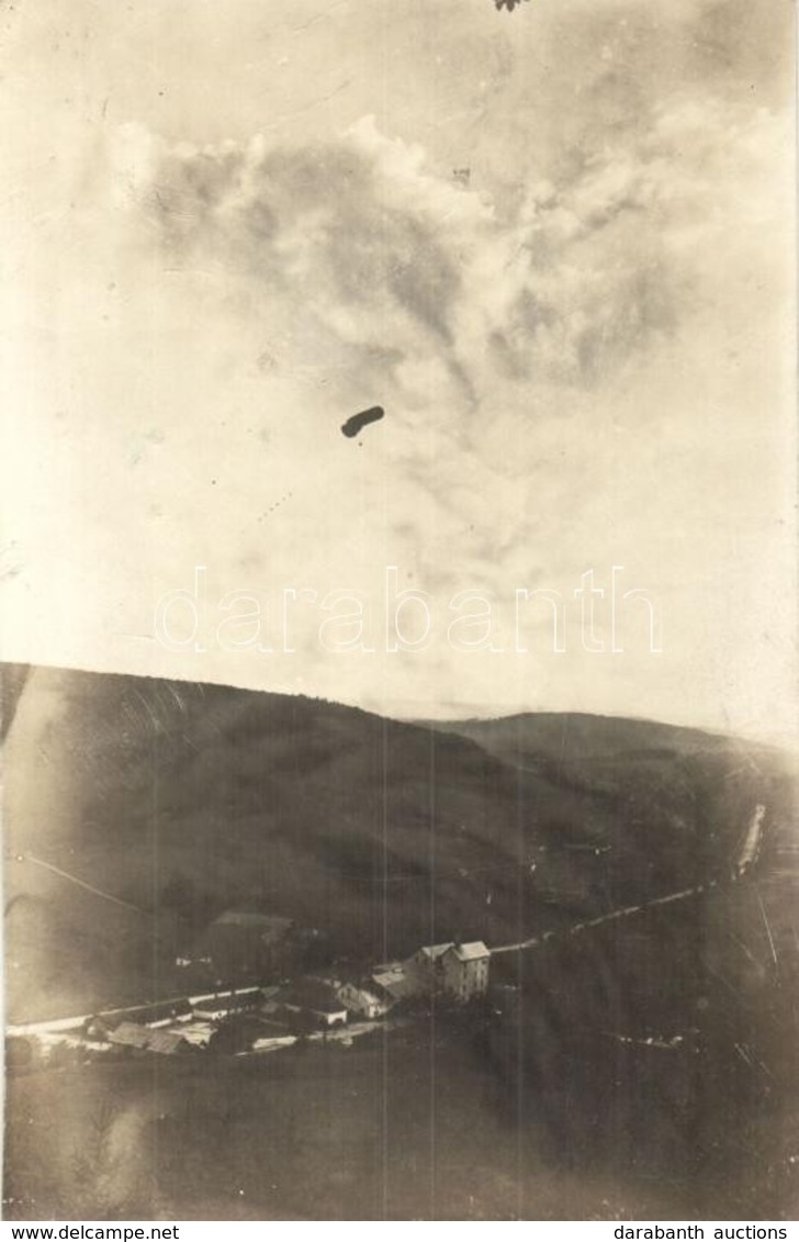 * T2 Kötött Megfigyelő Léghajó, Léggömb Podhorce Mellett / WWI Austro-Hungarian K.u.K. Military Observation Balloon Near - Non Classés