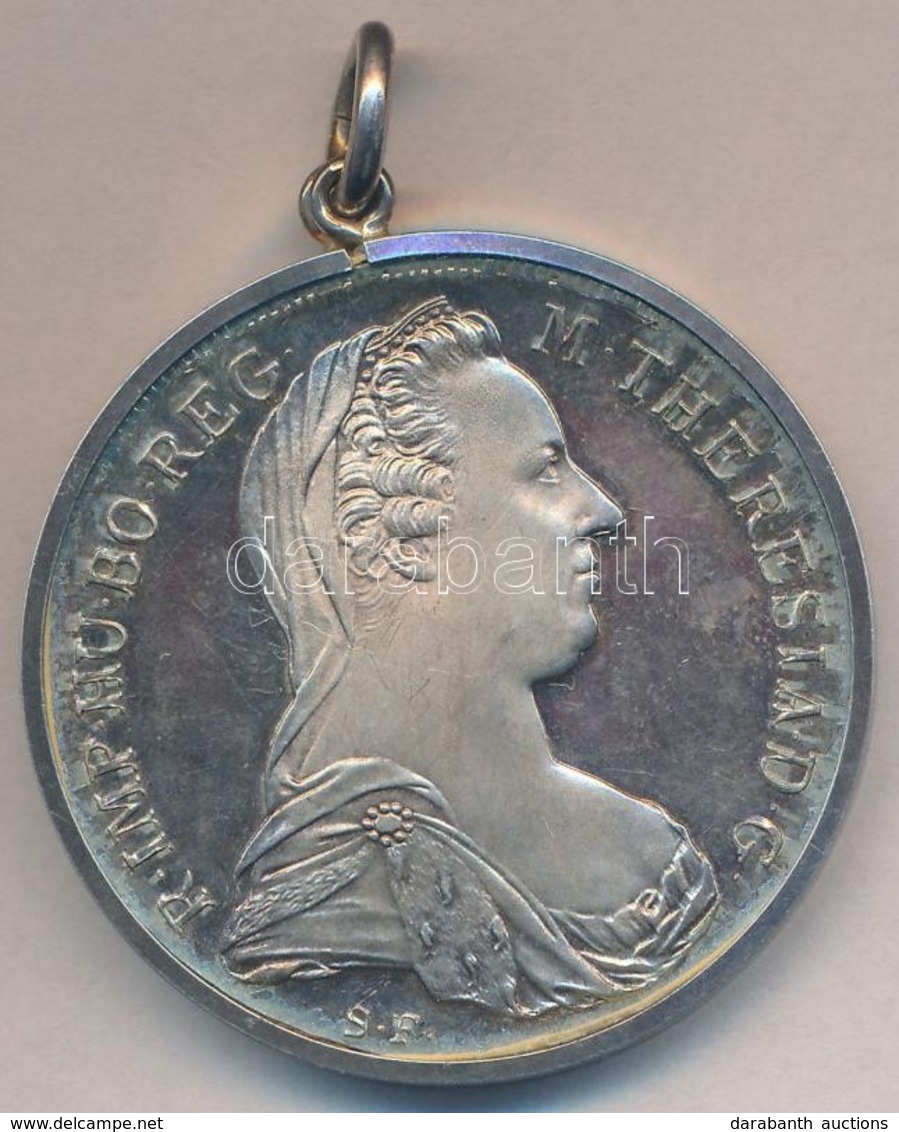 Ausztria 1780SF Tallér Ag 'Mária Terézia' Utánveret Jelzett Ag Keretben (összsúly: 32,14g) T:1-,2 Patina
Austria 1780SF  - Unclassified