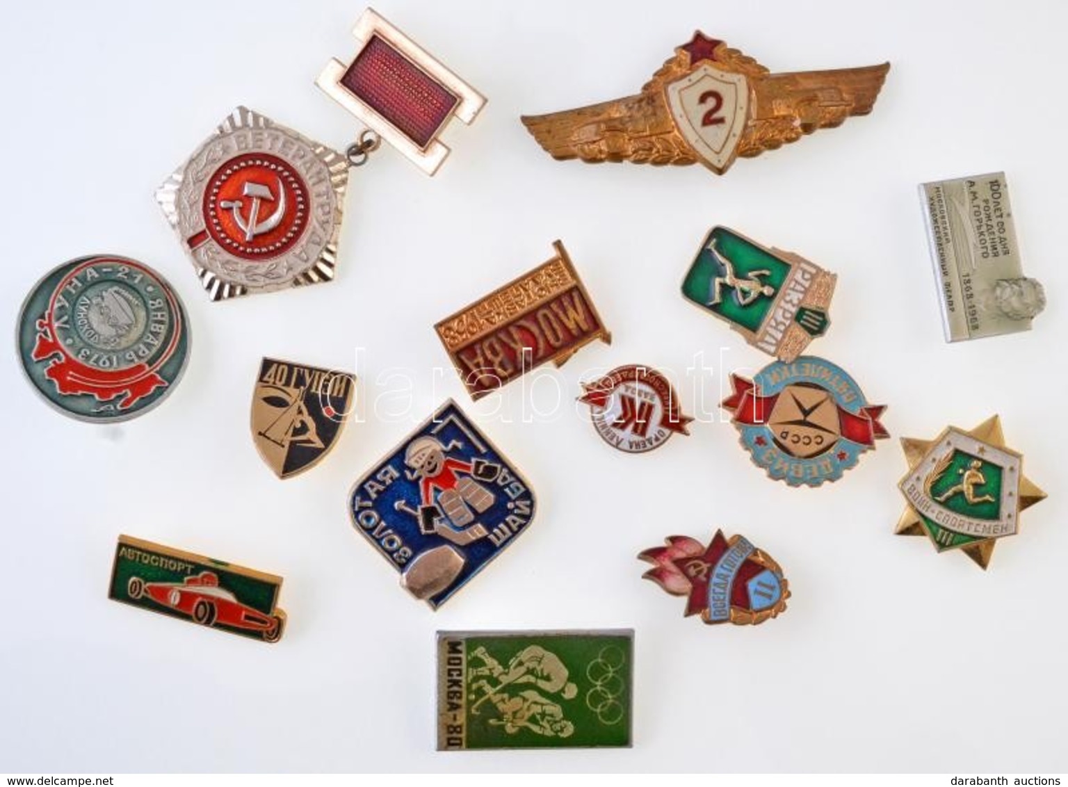 Szovjetunió 14db-os Vegyes Jelvény és Kitüntetés Tétel, Sok Zománcozott T:2,2-
Soviet Union 14pcs Of Various Badges And  - Non Classés