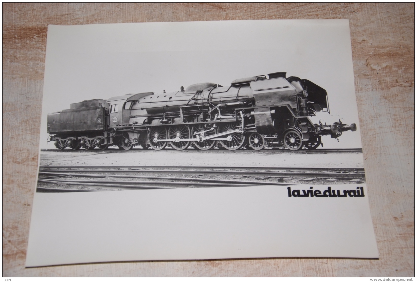 Photo La Vie Du Rail, Loco à Vapeur Type241 P .Format 24/30 - Trenes