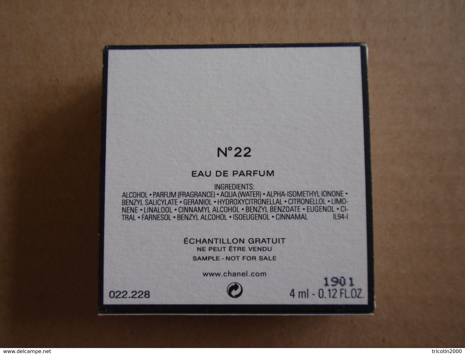 RARE MINIATURE Eau De Parfum N°22 Les Exclusifs De CHANEL 4 Ml - Miniatures Femmes (avec Boite)