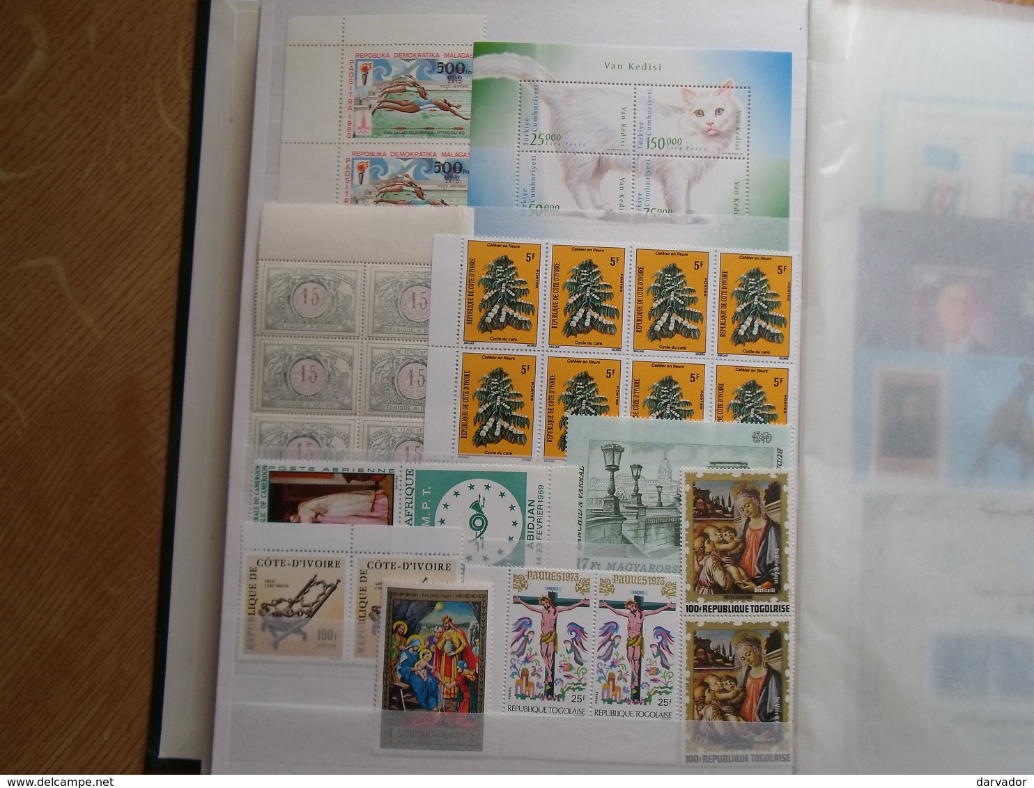 album K / Collection de timbres divers monde tous neuf ** sans charnière MNH  TTB