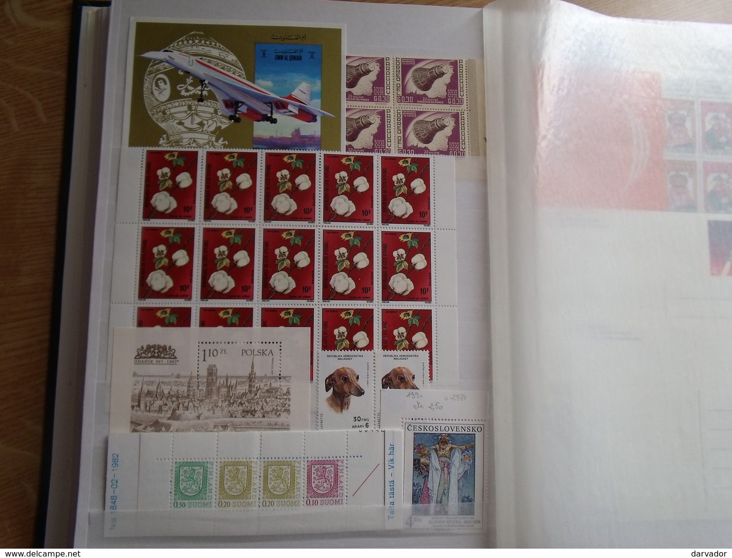 album K / Collection de timbres divers monde tous neuf ** sans charnière MNH  TTB