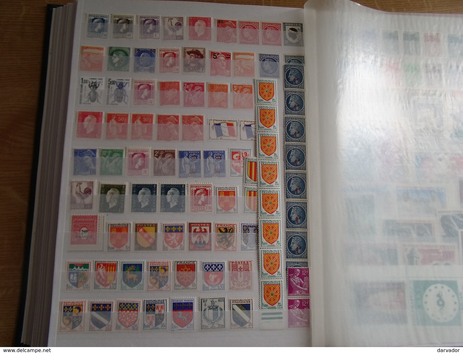 album K / Collection de timbres divers monde tous neuf ** sans charnière MNH  TTB